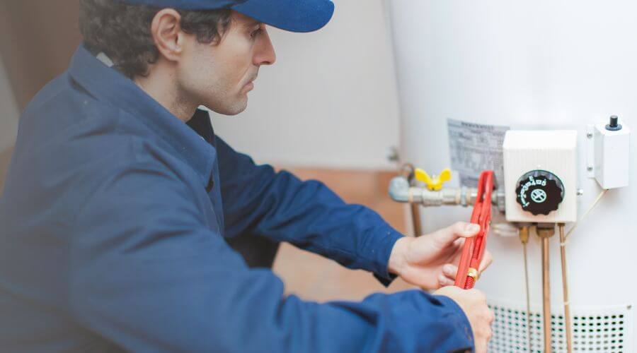 Professional water heater repair in Lindsey, OH